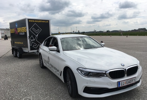 BMW 520d xdrive + Humer Tandem Anhänger