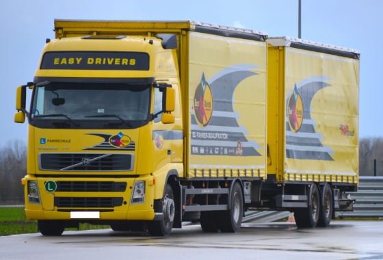 VOLVO FH 400 + SCHWARZMÜLLER TANDEM ANHÄNGER